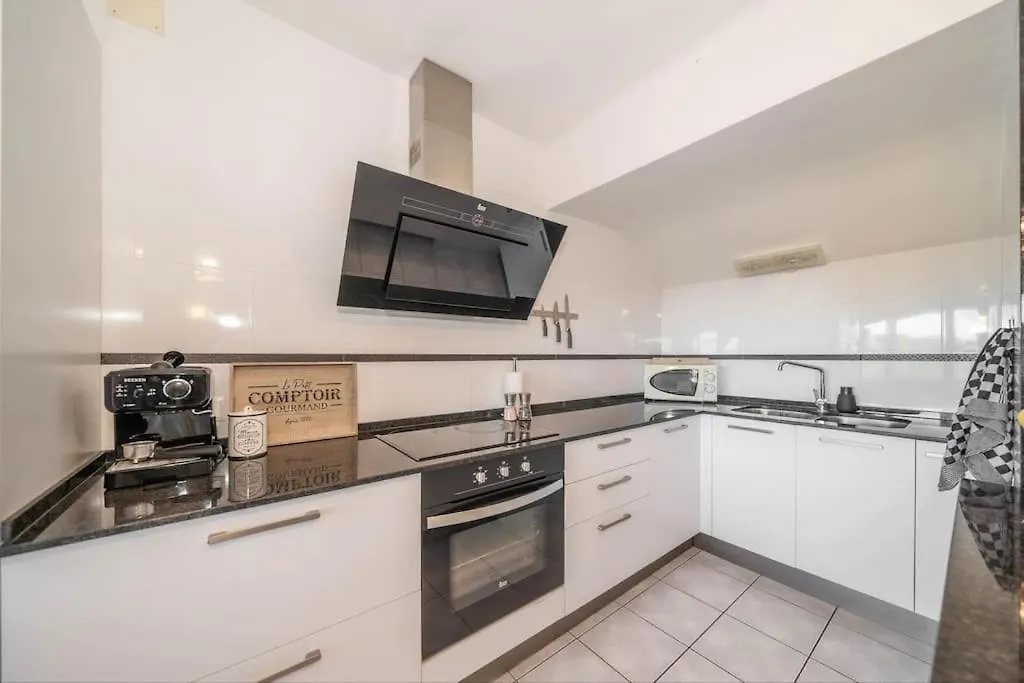 La Maison Snoopy, 6-8 Persons, Near Beach, Seaview Lloret de Mar