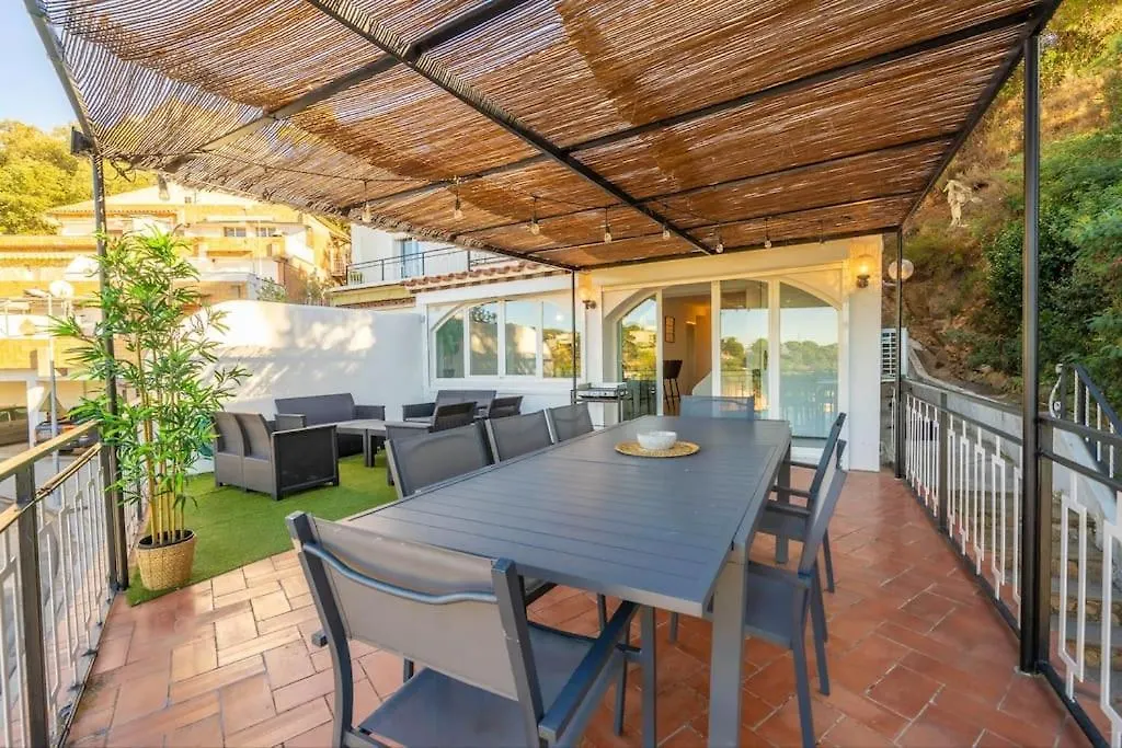 La Maison Snoopy, 6-8 Persons, Near Beach, Seaview Lloret de Mar
