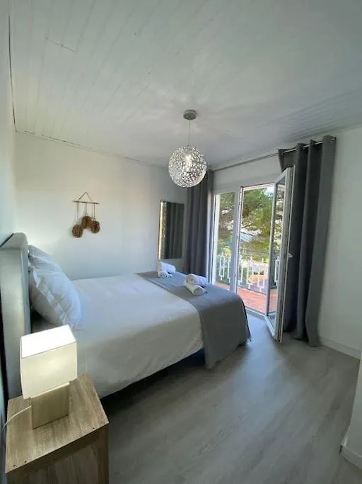 La Maison Snoopy, 6-8 Persons, Near Beach, Seaview Lloret de Mar Apartment
