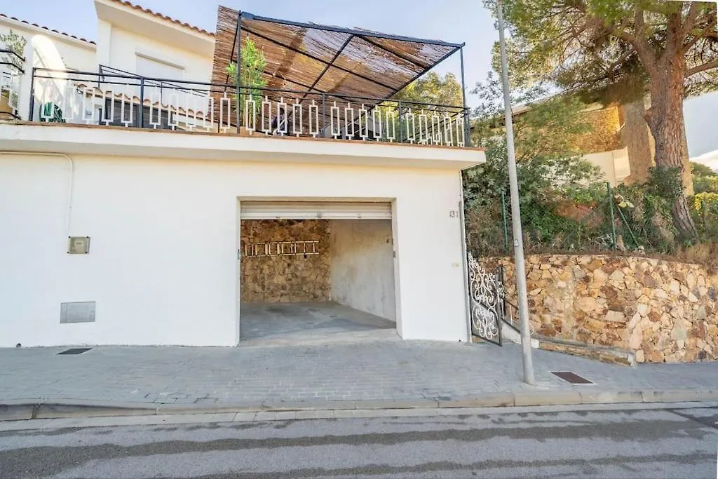 La Maison Snoopy, 6-8 Persons, Near Beach, Seaview Lloret de Mar